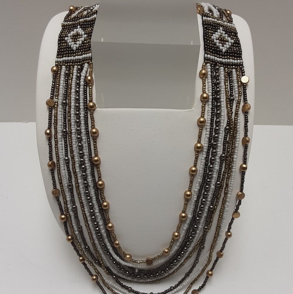 NATIVE ETHNIC SEED NECKLACE